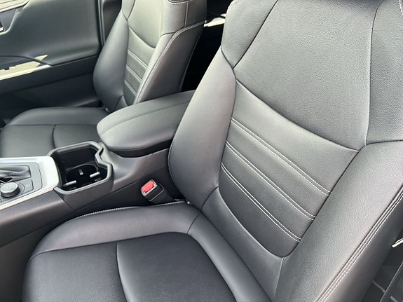 Toyota RAV4 11 of 11