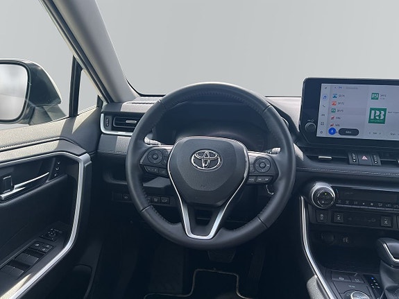Toyota RAV4 9 of 11
