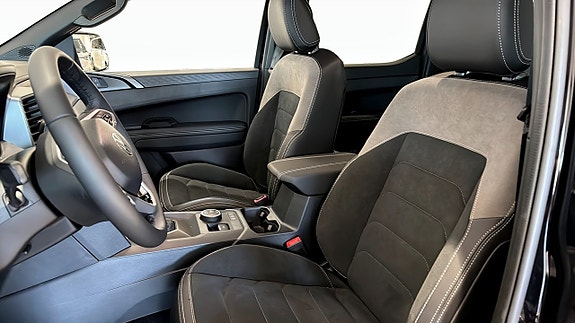 Volkswagen Amarok 8 of 22