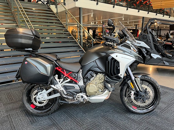 Ducati Multistrada V4S Full 2 of 5