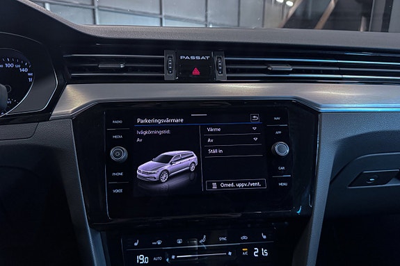 Volkswagen Passat 18 of 18