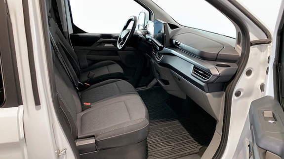 Ford Custom Tourneo 3 of 11