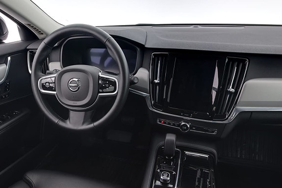 Volvo V90 8 of 17