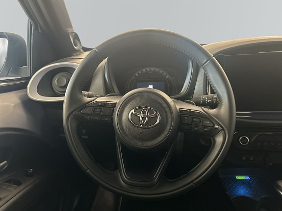 Toyota Aygo X 10 of 14