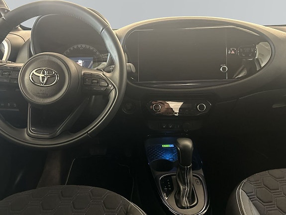 Toyota Aygo X 9 of 14