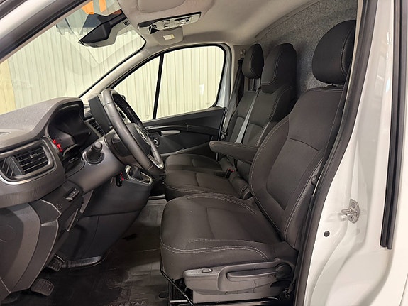 Nissan Primastar 7 of 13