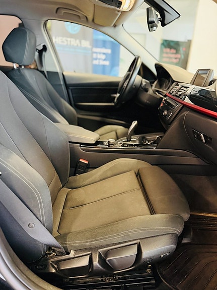 BMW 320d 19 of 21