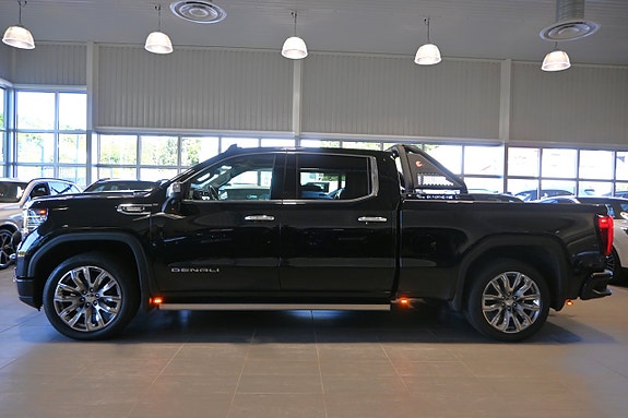 GMC Sierra 1500 2 of 5