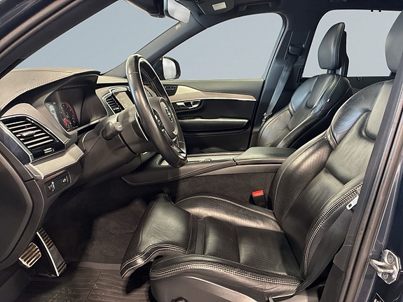 Volvo XC90 7 of 25