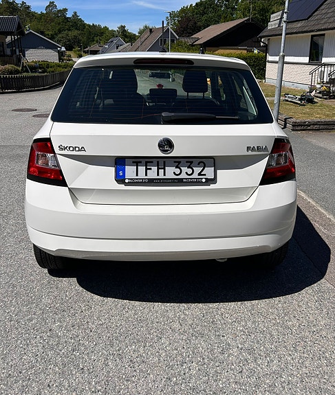 Skoda Fabia 4 of 5