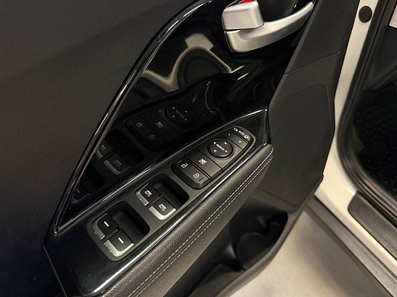 Kia Niro 15 of 28