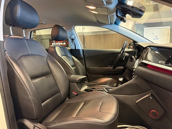 Kia Niro 27 of 28