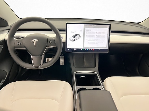 Tesla Model 3 12 of 30