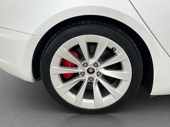 Tesla Model 3 29 of 30