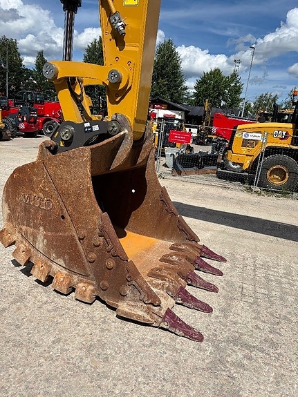 CAT 352 10 of 14