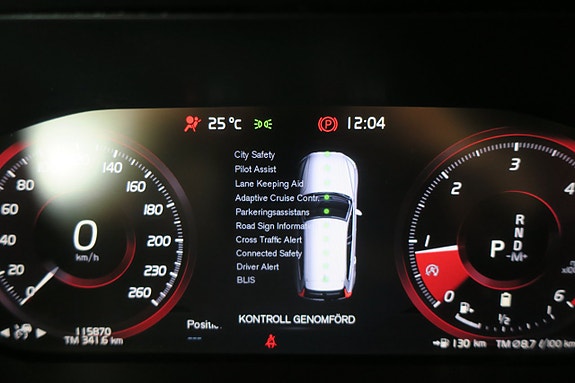 Volvo XC60 9 of 21