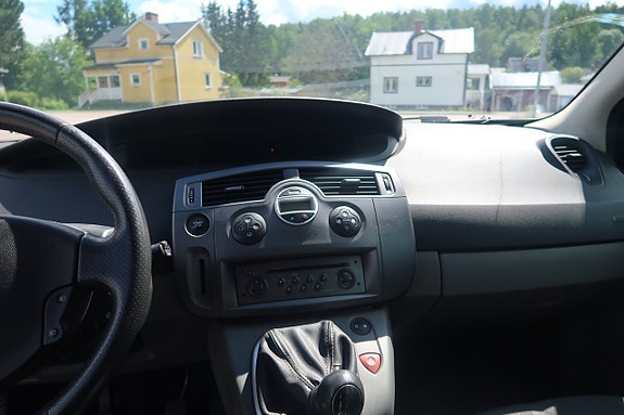 Renault Scenic II 14 of 15
