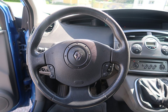 Renault Scenic II 15 of 15