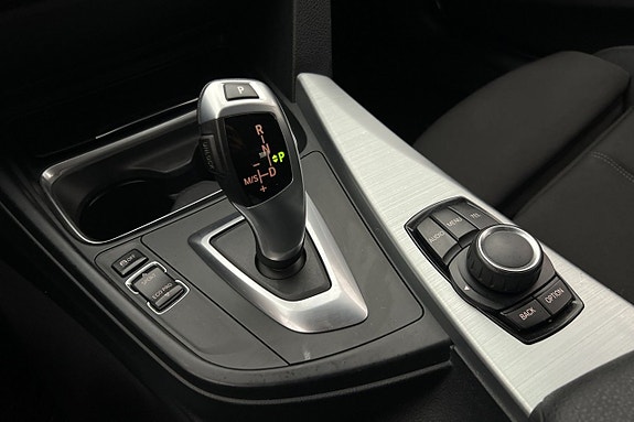 BMW 318d 18 of 24