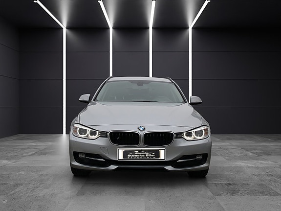 BMW 318d 2 of 24