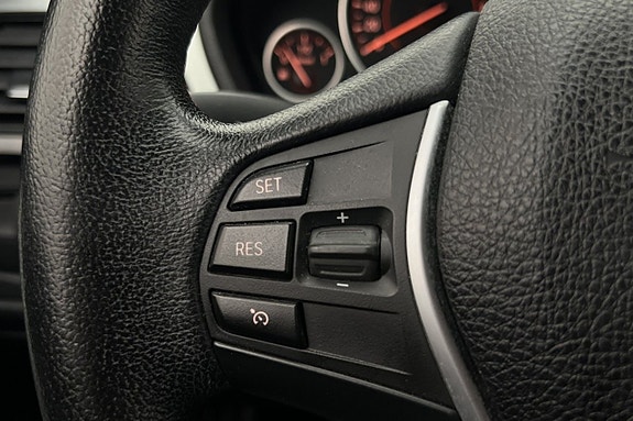 BMW 318d 17 of 24