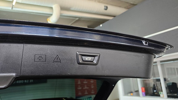 BMW M550d 10 of 21