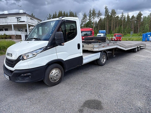Biltransport Iveco Daily 40-180 +Släp Veldhuizen P47-2
