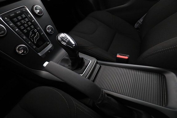 Volvo V40 27 of 30