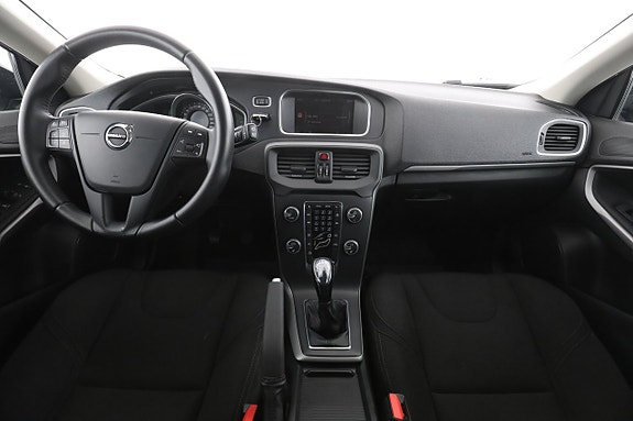 Volvo V40 11 of 30
