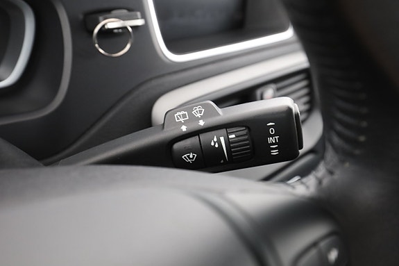 Volvo V40 29 of 30