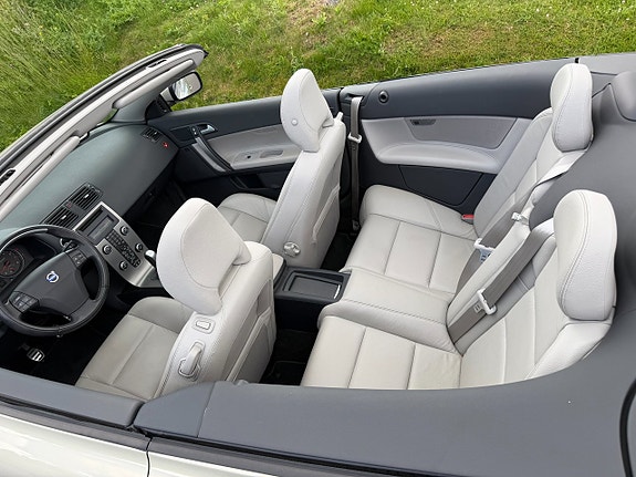 Volvo C70 9 of 13