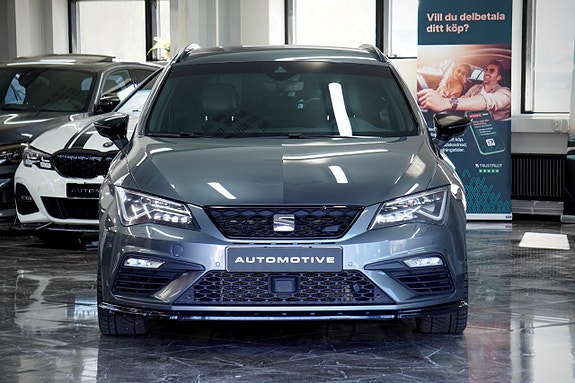 Seat Leon 2 of 5