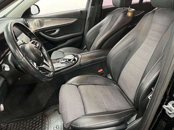 Mercedes-Benz E200 11 of 28