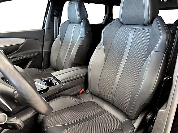 Peugeot 5008 6 of 16