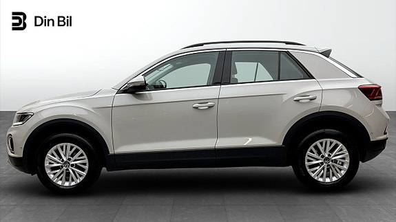 Volkswagen T-Roc 2 of 12