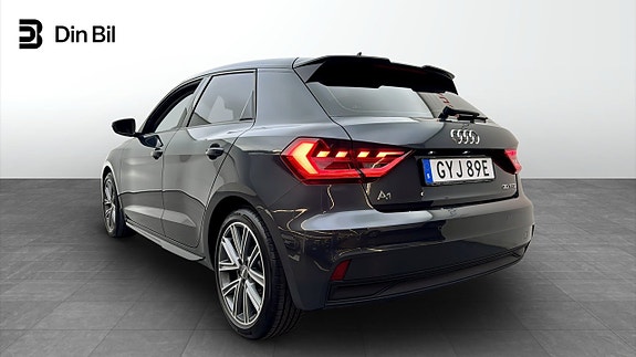 Audi A1 3 of 5