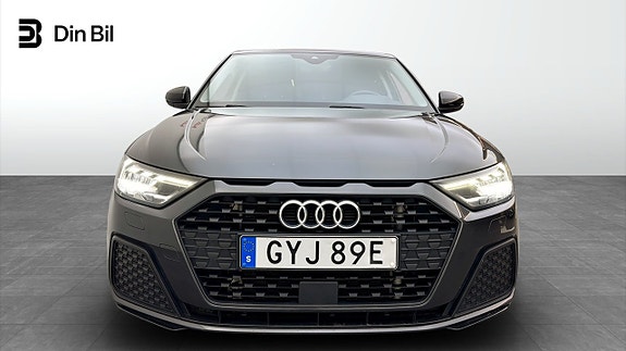Audi A1 4 of 5
