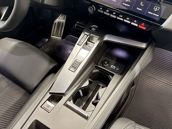 Peugeot 408 10 of 15
