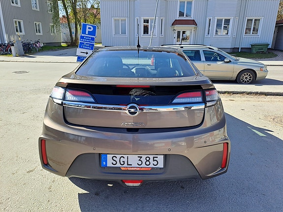 Opel Ampera 4 of 5