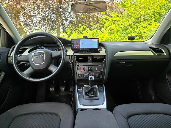 Audi A4 4 of 5