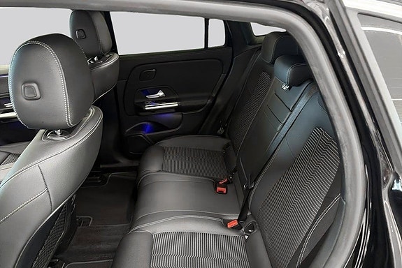 Mercedes-Benz EQA300 8 of 13