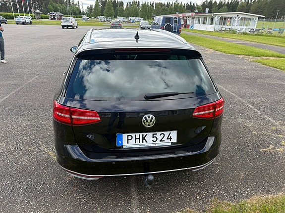 Volkswagen Passat 3 of 5