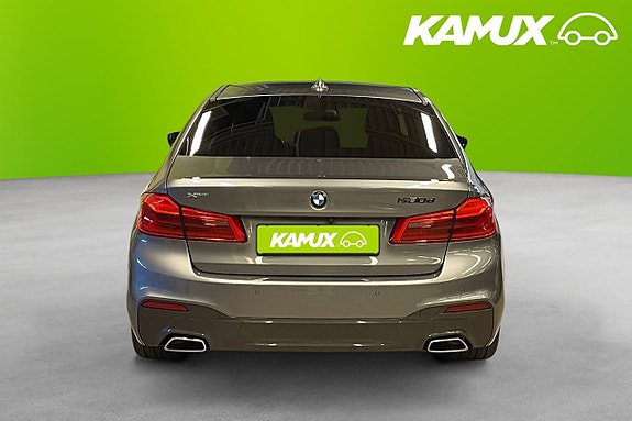 BMW 530xd 5 of 5