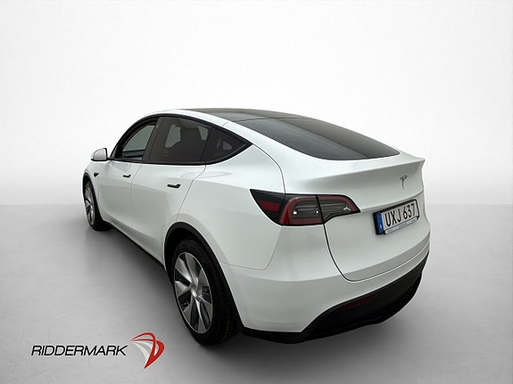 Tesla Model Y 6 of 29