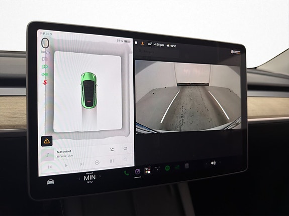 Tesla Model Y 21 of 29