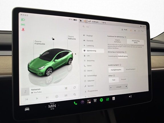 Tesla Model Y 25 of 29