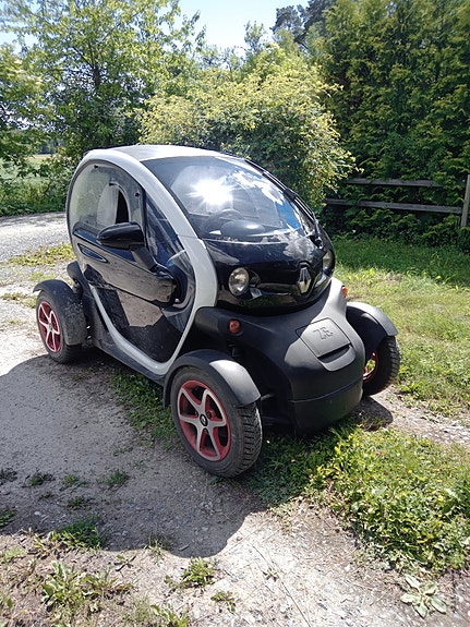 Renault Twizy Urban 80 2 of 4