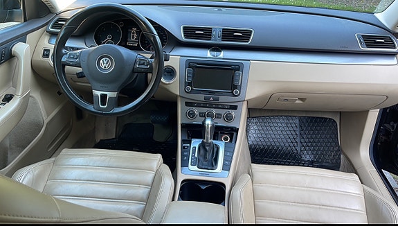 Volkswagen Passat 4 of 4