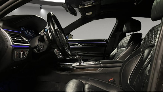 BMW 730 6 of 11