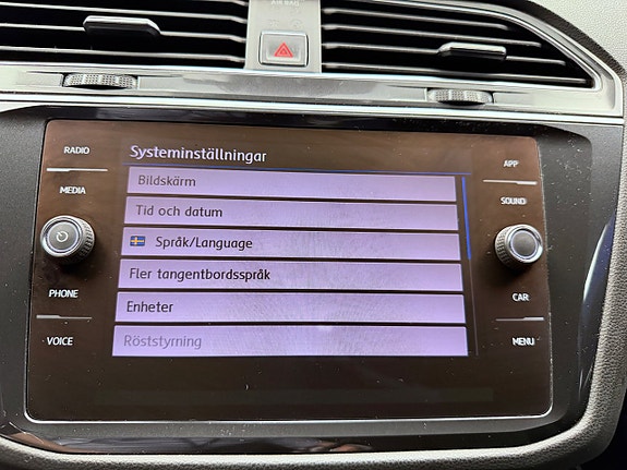 Volkswagen Tiguan 29 of 30